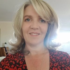 Meet your Posher, Raquel